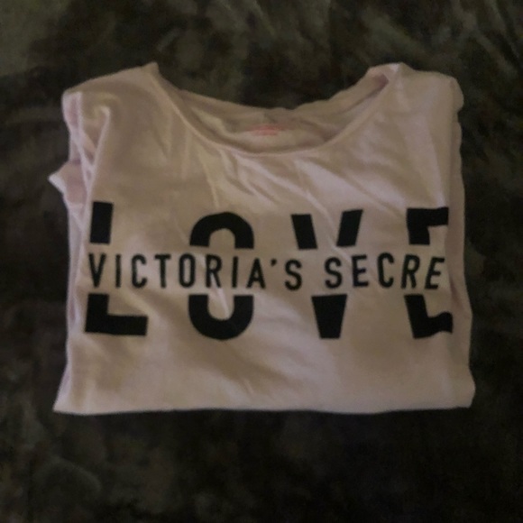 Victoria’s Secret T-shirt - Picture 4 of 4